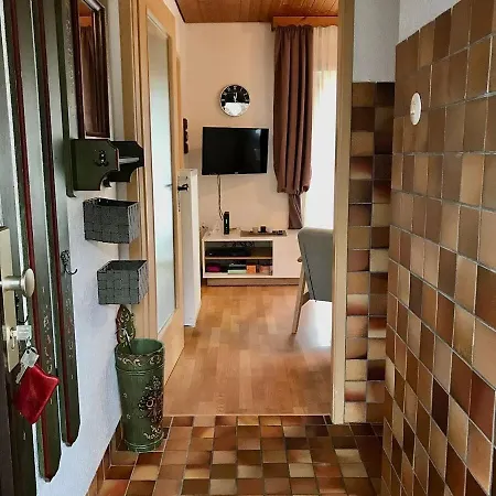 Im Landhausstil Mit Terrasse Und Bergblick Fussen
